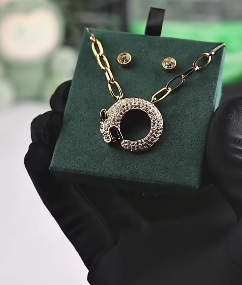 COFFRET IEKE OVAL parrure complete